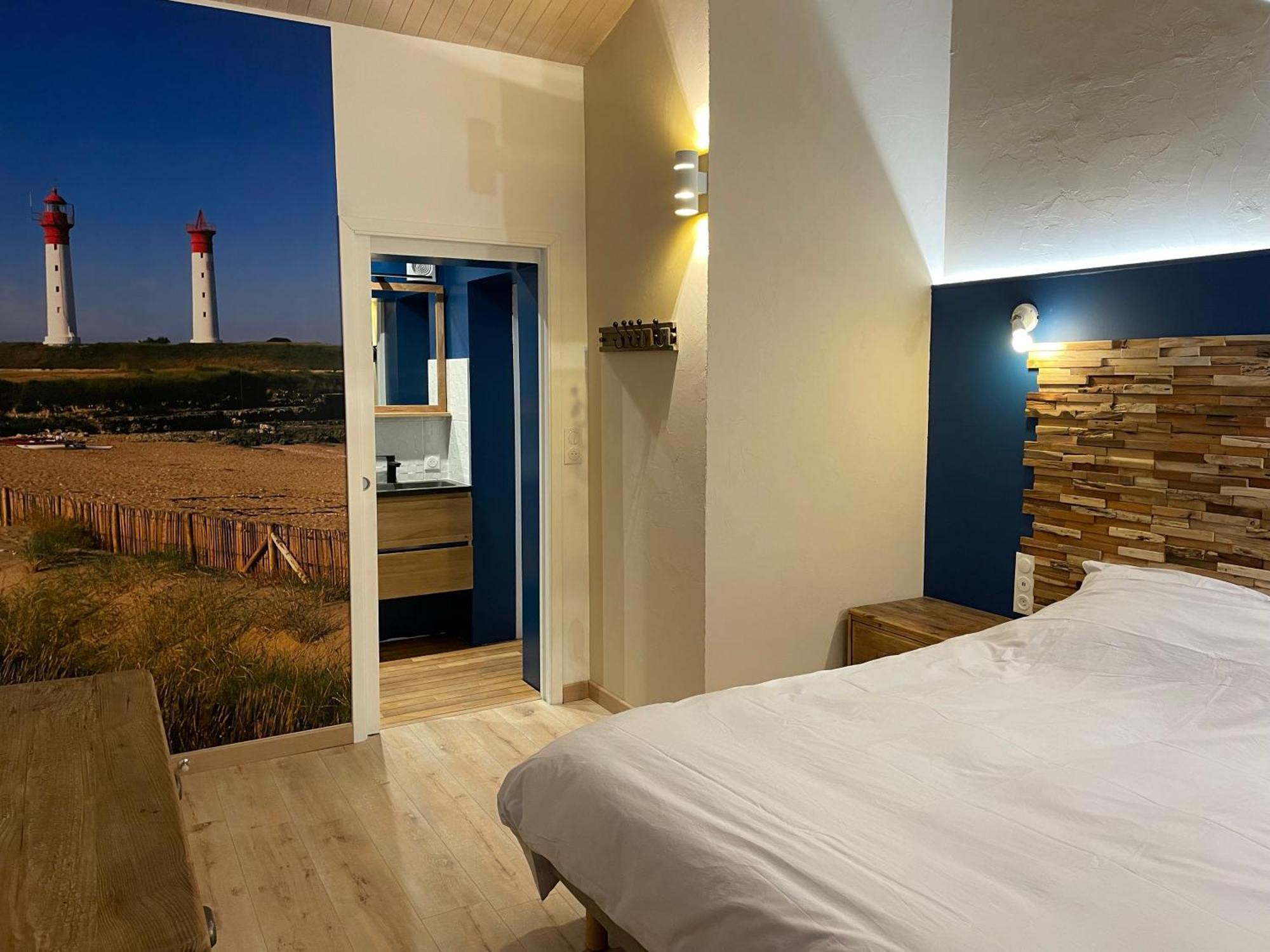Les Pertuis Rochelais Bed and Breakfast Périgny Rum bild